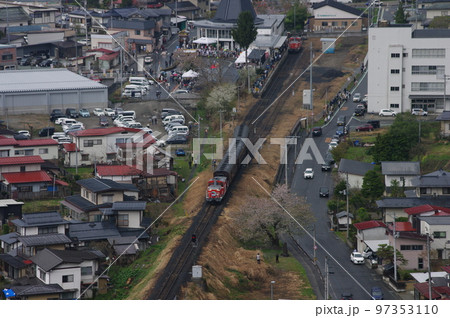 左沢線 左沢駅入換 左沢線全通100周年記念号 97353110
