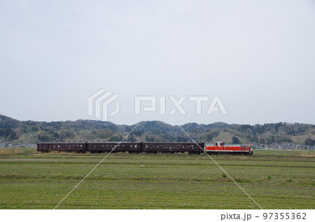 左沢線 羽前金沢付近 左沢線全通100周年記念号 97355362