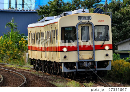 関東では希少な風景…非電化・複線区間　関東鉄道・常総線 97355867