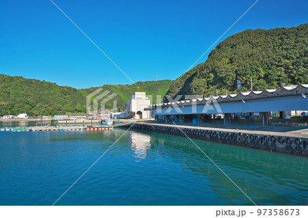 【すさみ漁港】 和歌山県西牟婁郡すさみ町周参見 97358673
