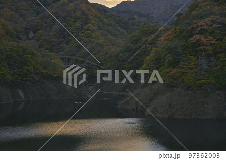 初秋の那須塩原　夕景　森林の駅 97362003