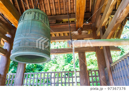 梵鐘と鐘木 97367376