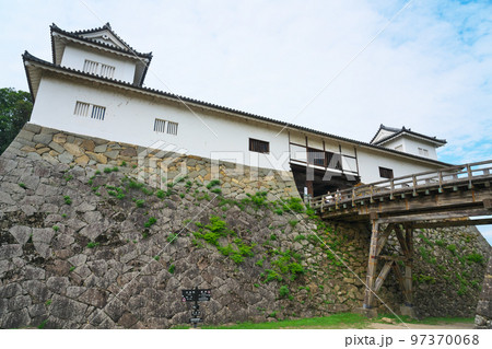 【日本100名城】彦根城　大堀切から見た天秤櫓　滋賀県彦根市 97370068