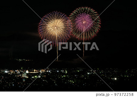 秩父夜祭 秩父ミューズパークから花火鑑賞 秩父夜祭 秩父ミューズパークから花火鑑賞 97372258