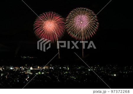 秩父夜祭 秩父ミューズパークから花火鑑賞 秩父夜祭 秩父ミューズパークから花火鑑賞 97372268
