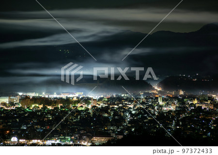 秩父ミューズパークから見た秩父市の夜景 97372433