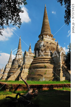 アユタヤ歴史公園 ワット・プラ・シーサンペット 97373425