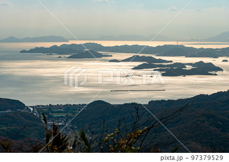 瀬戸内海の秋の風景イメージ 【岡山県 金甲山からの眺望】 瀬戸内海の秋の風景イメージ 【岡山県 金甲山からの眺望】 97379529