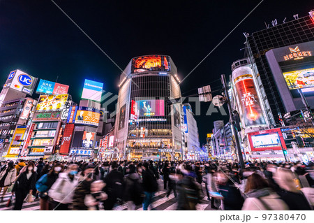 日本の東京都市景観 15万超全国・累計2682万1853人の驚愕。BQ.1.1感染爆発＝16日、渋谷 97380470