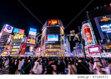 日本の東京都市景観 15万超全国・累計2682万1853人の驚愕。BQ.1.1感染爆発＝16日、渋谷 97380471