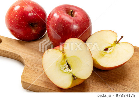 林檎、サンふじ 97384178
