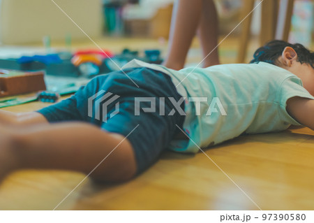 3 years old  &  8 years old 97390580