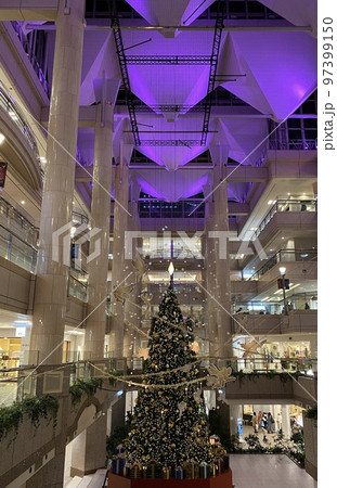 横浜ランドマークタワーのクリスマス 横浜ランドマークタワーのクリスマス 97399150