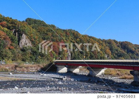 穴山橋（山梨県韮崎市） 97405603
