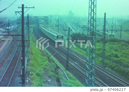 1973年8月13日の海老名駅はこの場所でした。相鉄は複線化工事中で、小田急の車庫は建設途中です。 97406227