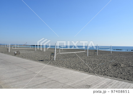 秋の湘南ひらつかビーチパーク　 97408651