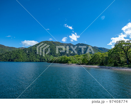 中禅寺湖畔千手ヶ浜の船着場 97408774
