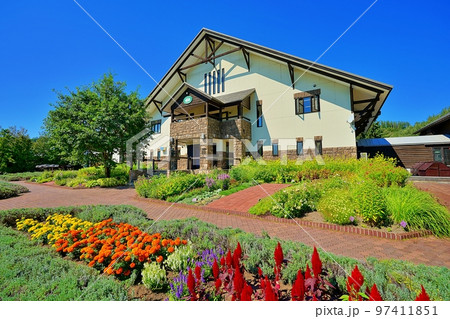 ファーム富田 花人の舎 (北海道中富良野町) ファーム富田 花人の舎 (北海道中富良野町) 97411851