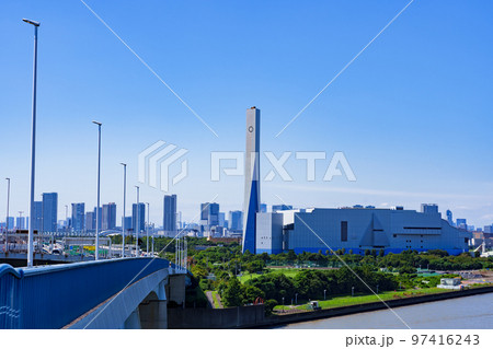 新木場 は 夢の島 にある 新東江東清掃工場 【 ごみ焼却場 の イメージ 】 97416243