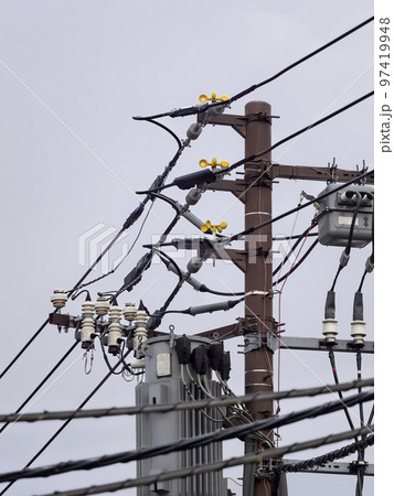 電柱・架空配電線路 97419948