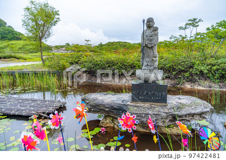 霊場恐山　恐山菩提寺　水子供養御本尊（青森県むつ市） 97422481