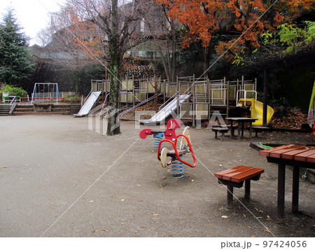赤羽北一丁目児童遊園 97424056