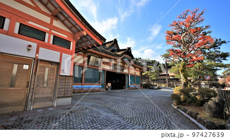 密厳院苅萱堂（和歌山県高野町） 97427639