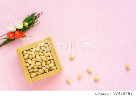 節分豆まきイメージの背景 節分豆まきイメージの背景 97428465