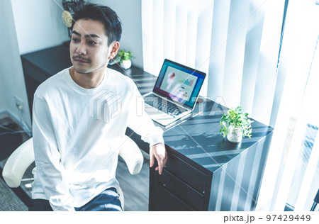 Image photo 97429449