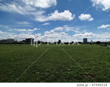 川崎市 多摩川河川敷 古市場 陸上トラック 川崎市 多摩川河川敷 古市場 陸上トラック 97446318