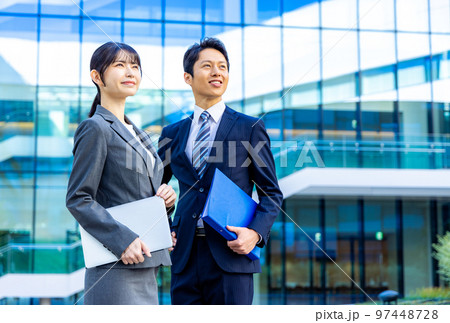 ビジネスチーム　男女撮影協力「LINK FOREST」 97448728