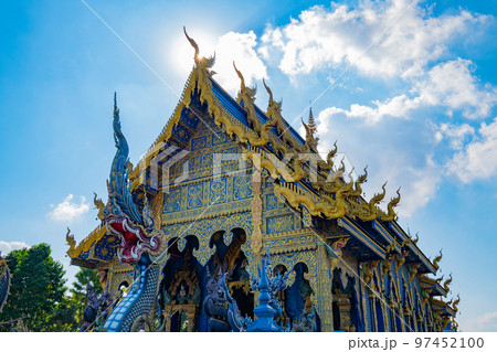 Wat Rong Sua Ten (Blue Temple)　タイ王国チェンライ 97452100