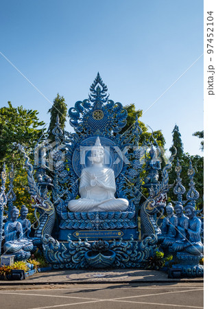 Wat Rong Sua Ten (Blue Temple)　タイ王国チェンライ 97452104