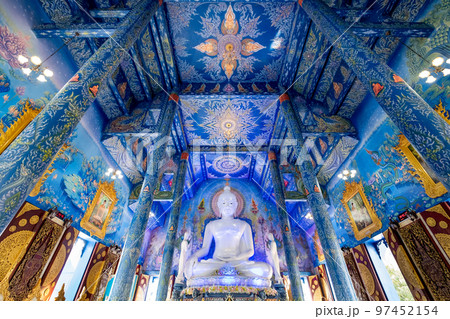 Wat Rong Sua Ten (Blue Temple)　タイ王国チェンライ 97452154