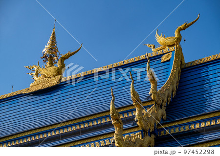 Wat Rong Sua Ten (Blue Temple)　タイ王国チェンライ 97452298