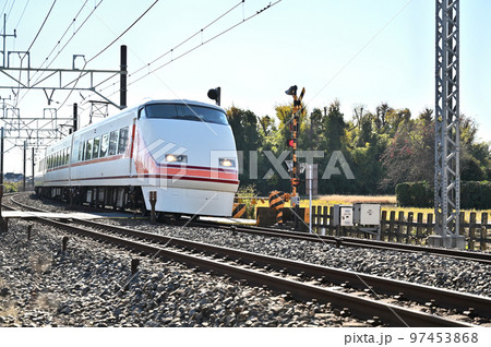 鉄道 私鉄 東武日光線 特急けごん11号 100系 鉄道 私鉄 東武日光線 特急けごん11号 100系 97453868
