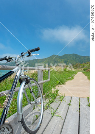 浦富海岸　新緑・初夏のサイクリングイメージ 97460670