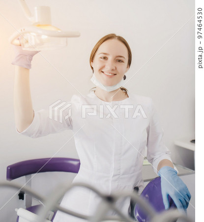 happy dentist doctor happy dentist doctor 97464530