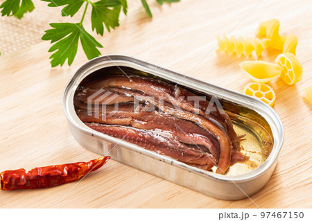 缶詰めのアンチョビ 缶詰めのアンチョビ 97467150