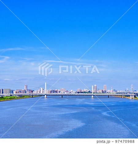 荒川河口橋 から見た 荒川 の 河口 と 清砂大橋 【 東京都 の 河川 の 風景 】 97470988