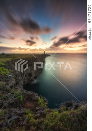 沖縄 残波岬夕焼け 沖縄 残波岬夕焼け 97471729