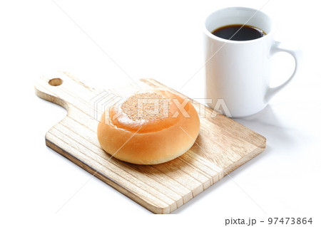 あんぱんとコーヒーの軽食 あんぱんとコーヒーの軽食 97473864