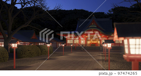 灯籠に明かりが灯る夜の神社の参道 / 初詣・二年参りのロケーションイメージ 97474265