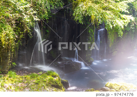 竜ヶ渕・天狗滝　美しい渓流・渓谷・清流の夏景色「観光名所：菊池渓谷」日本・熊本県菊池市 97474776