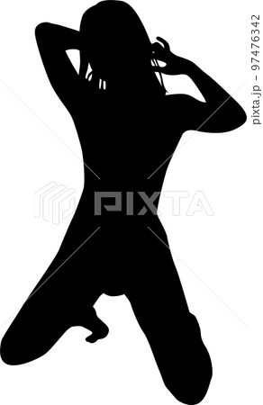 セクシーポーズ女性シルエット 97476342