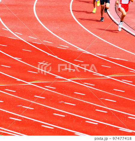陸上トラック 競技場 【 スポーツ の 秋 の イメージ 】 陸上トラック 競技場 【 スポーツ の 秋 の イメージ 】 97477418