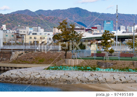 兵庫区から見える山 97495589