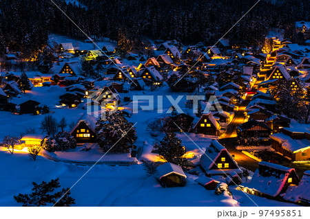 冬の白川郷（夜景） 97495851