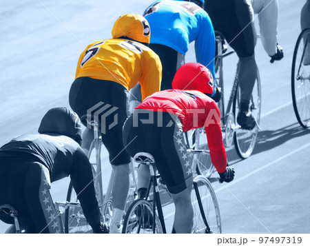 自転車競技のアップ 97497319
