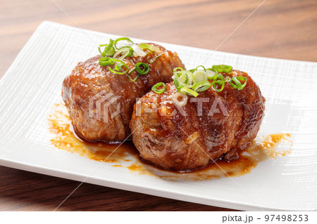 肉巻きオニギリ 97498253